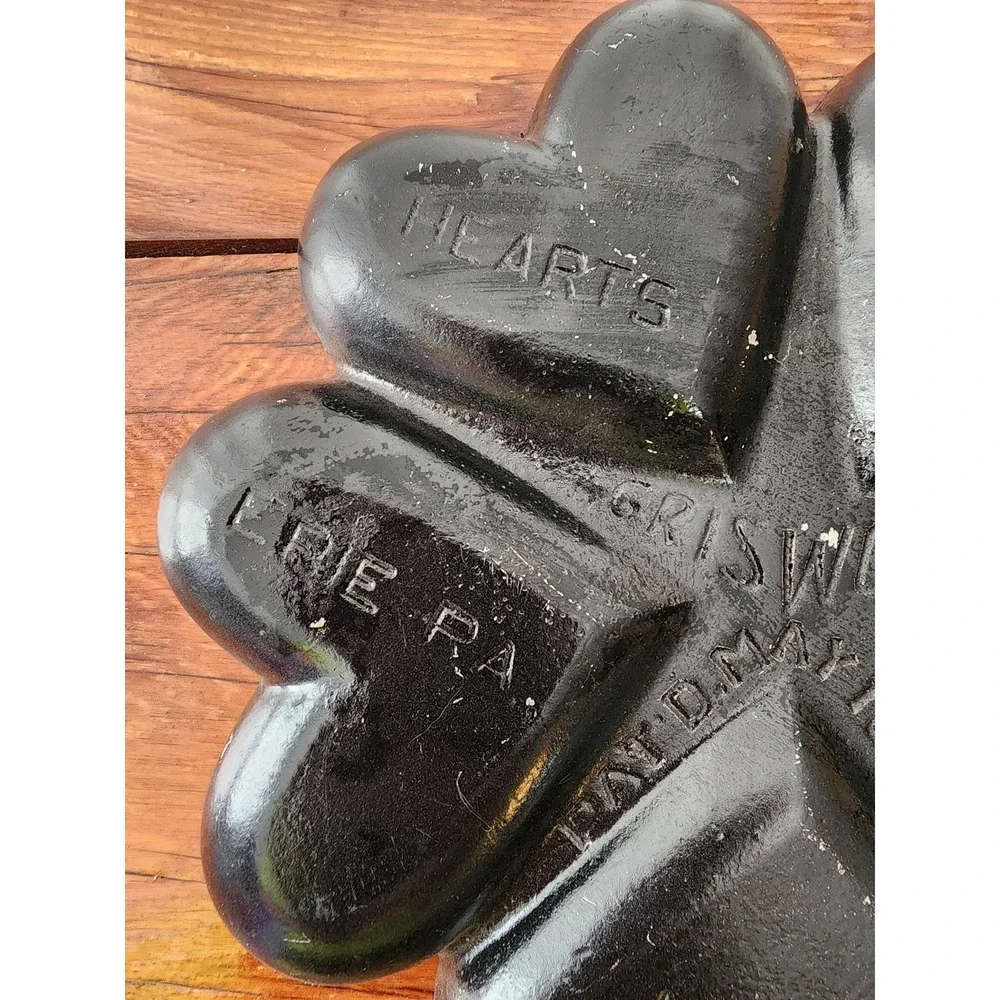 Griswold A802 aluminum Hearts Star Muffin Pan
